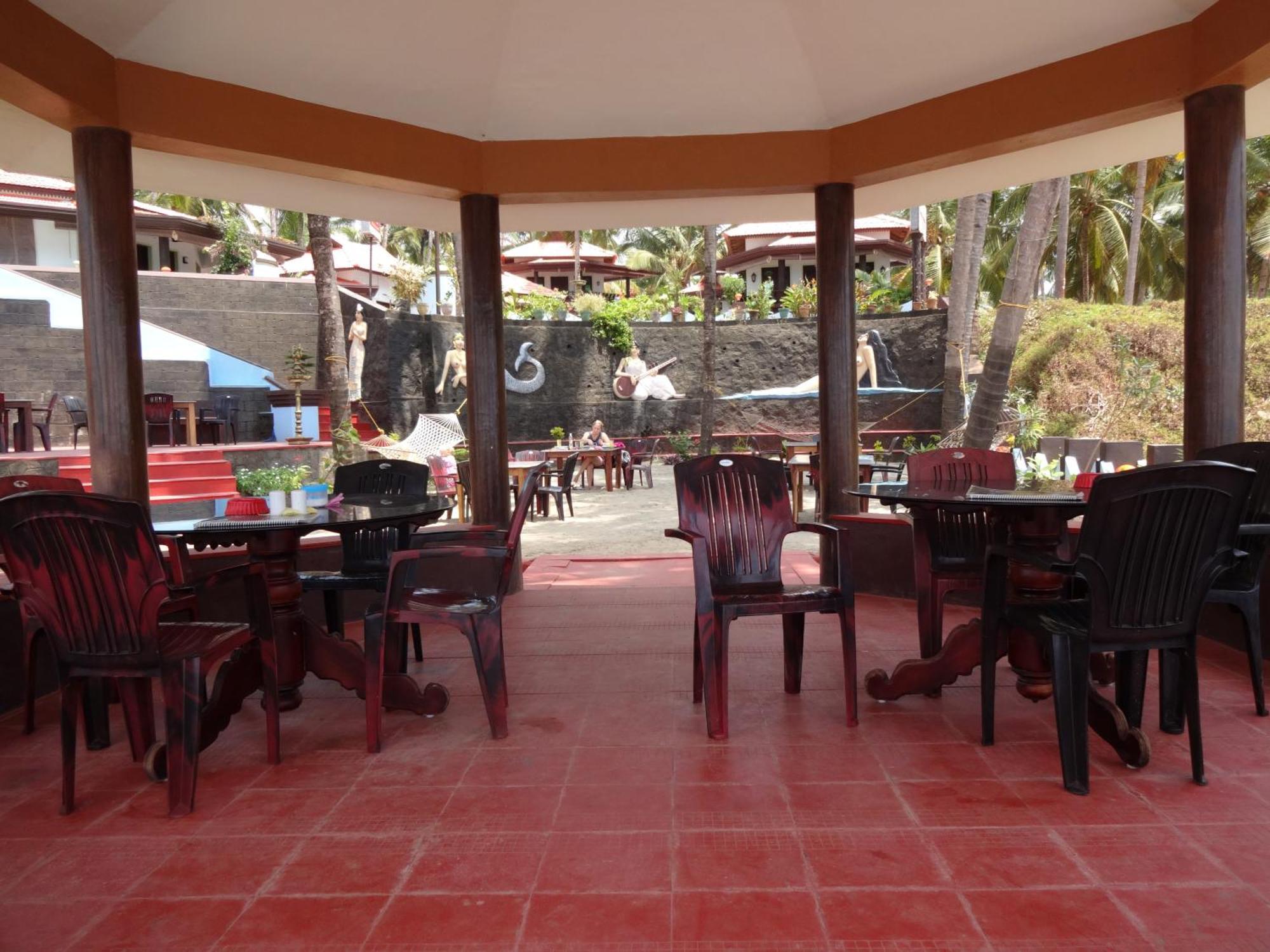 Samsara Harmony Beach Resort Varkala Exterior photo